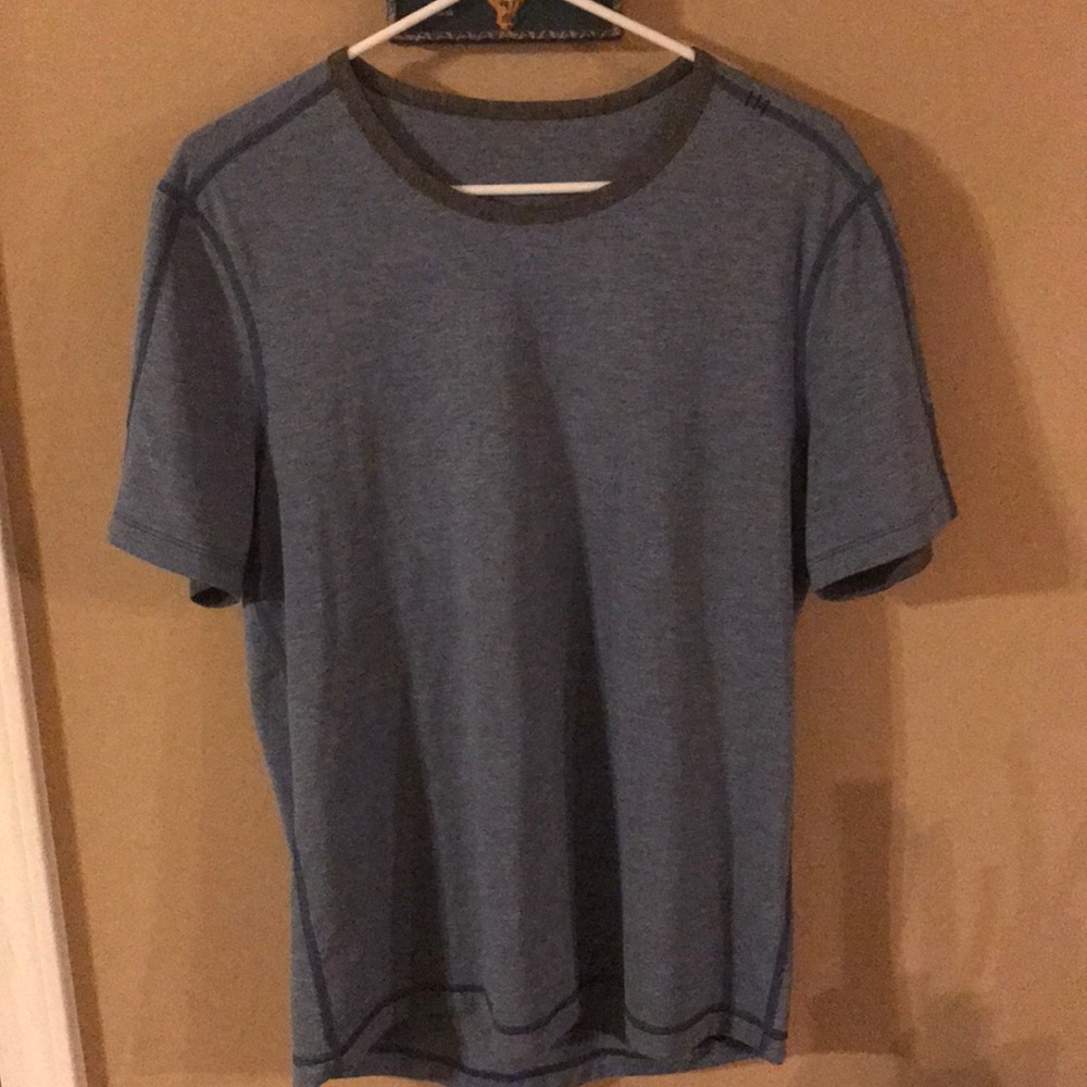 Lululemon T-shirt